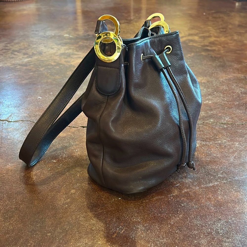 Vintage 90’s brown leather shoulder bucket purse